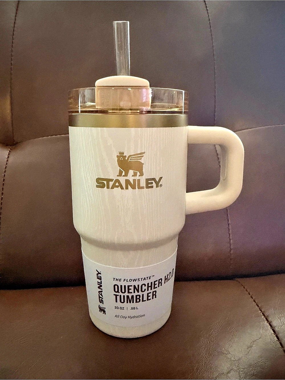 NEW Stanley Quencher H2.0 20oz Birch Woodgrain Tumbler Handle Straw